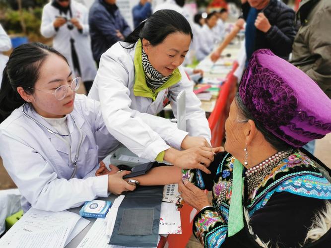 泗县中医院三下乡健康(泗县中医院健康三下乡群众)