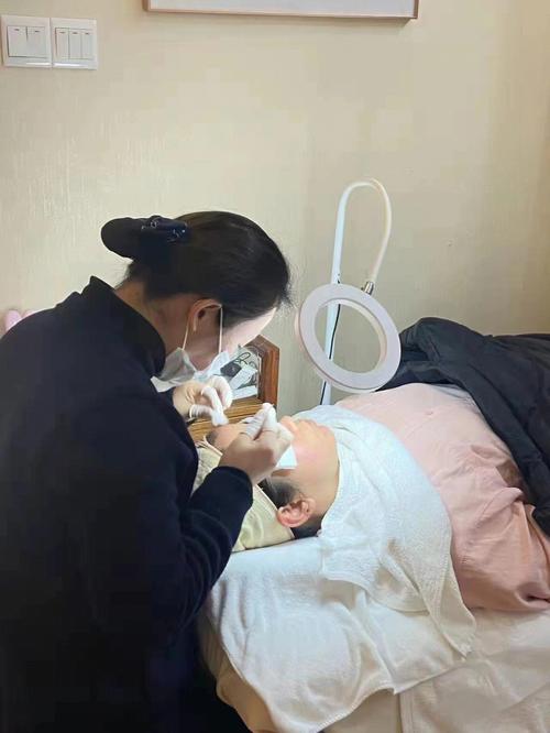 郑州谁说款项上班族也做有钱人(郑州嫩肤光子谁说款项)