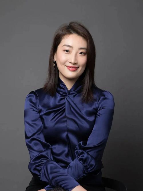 娃哈哈总司理
宗馥莉辞职?公司大股东:正进一步核实,会转达