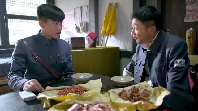 有网友批评
本身
视频丑,周鸿祎:夫君开美颜照的结果
太娘炮